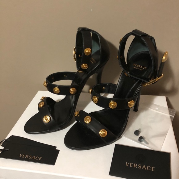 SOLD ‼️VERSACE Signature Medusa High Heel Sandal - Picture 7 of 7